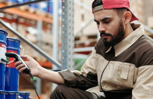 Comment mieux piloter sa supply chain grâce à un logiciel ERP ?